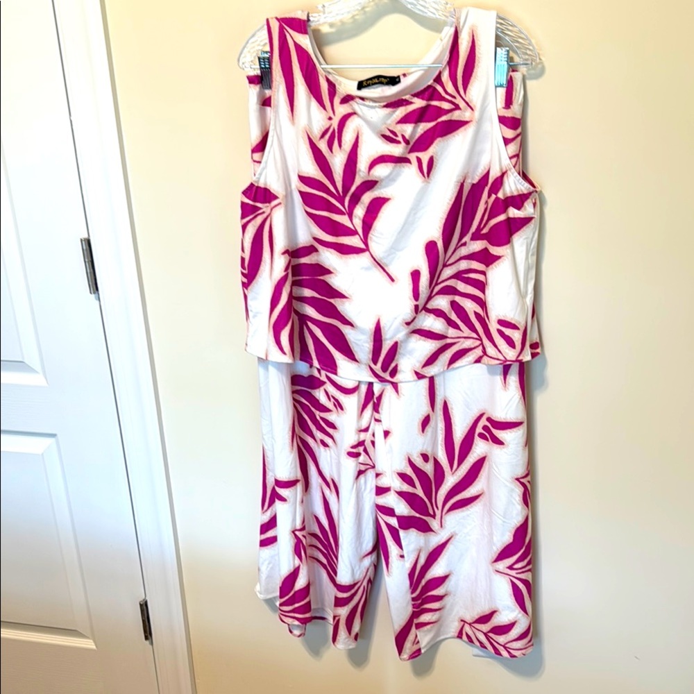 Amazon Women’s 2-Piece Tropical Leaf Print Crop Top Wide Leg Pants / XL